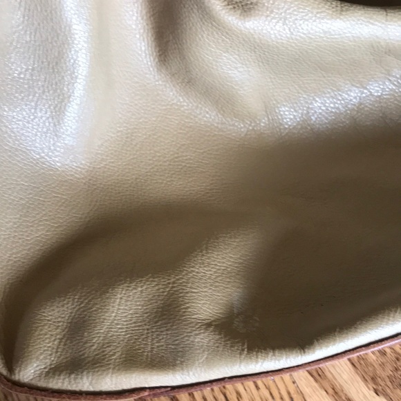 Unique design leather purse - Picture 4 of 8